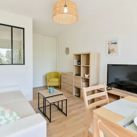 Renovated One-bedroom In