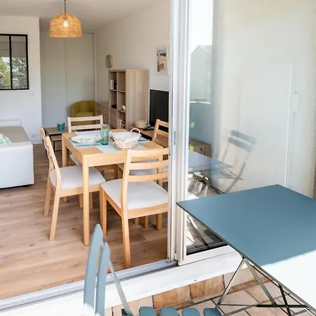 Apartamento Renovated One-bedroom In *