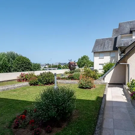 Renovated One-bedroom In * Cabourg